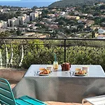 Maison Piscine Vue 4 - 7 Min Casa vacanze